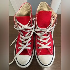 Converse Chuck Taylor All Star High Tops Unisex Sizes Men 6 Women 8 Red